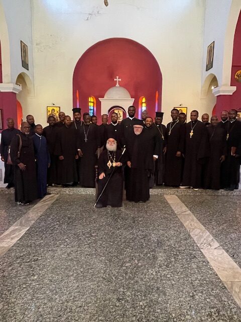Патриарх Александрийский со святым духовенством Святого Митрополия нигерийского