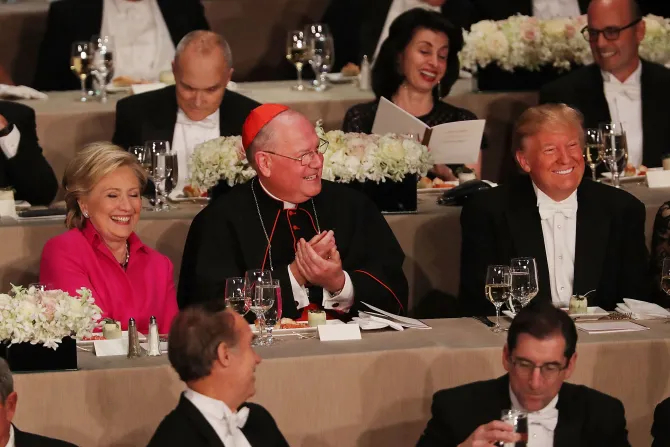 Харрис пропустит католический благотворительный ужин, нарушив многолетнюю традицию