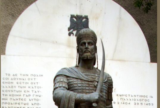 Памятник последнему византийскому императору Константину XI Палеологу в Афинах