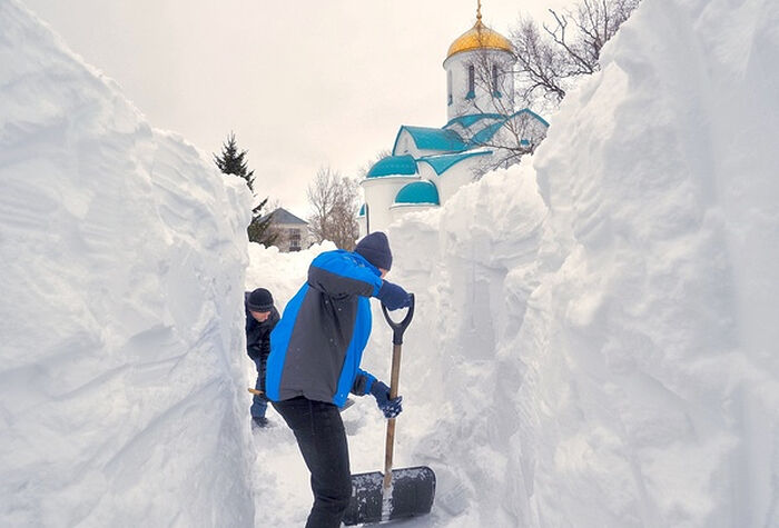 Социальный отдел Южно-Сахалинской Епархии организовал помощь пострадавшим от циклона