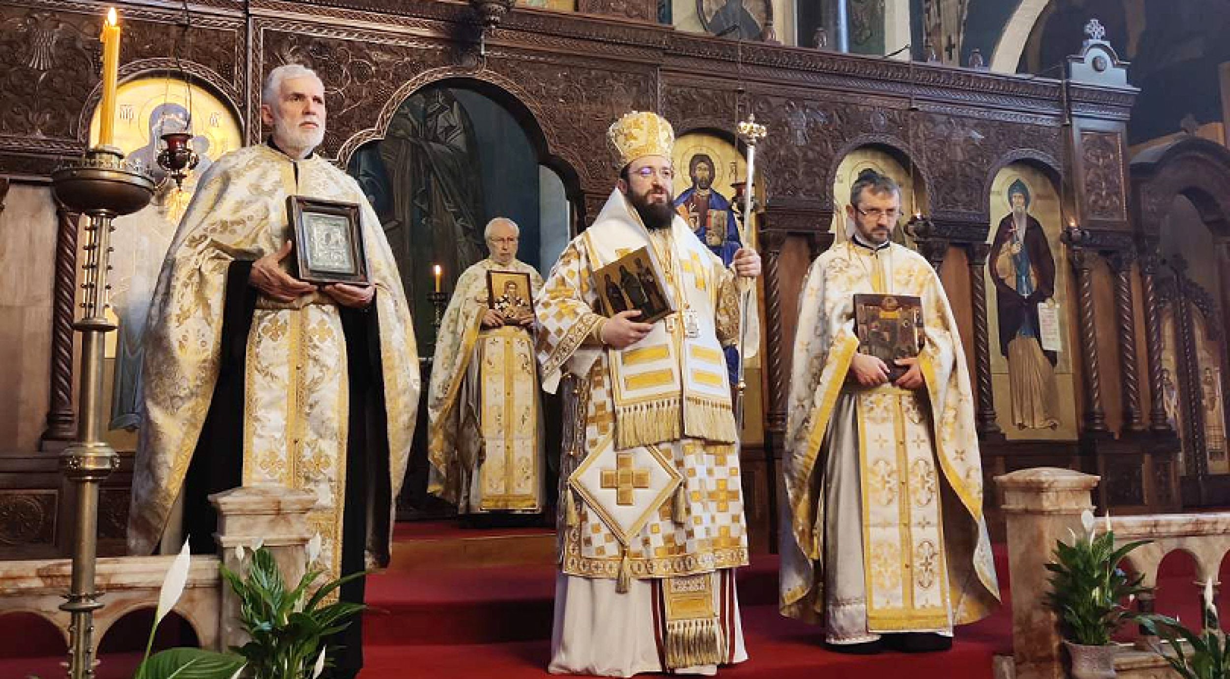 Православное воскресенье в церкви Святого Саввы в Лондоне