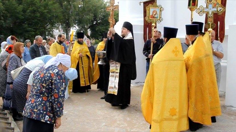 Частицу Честного Животворящего Креста привезли в эпицентр землетрясения на Урале