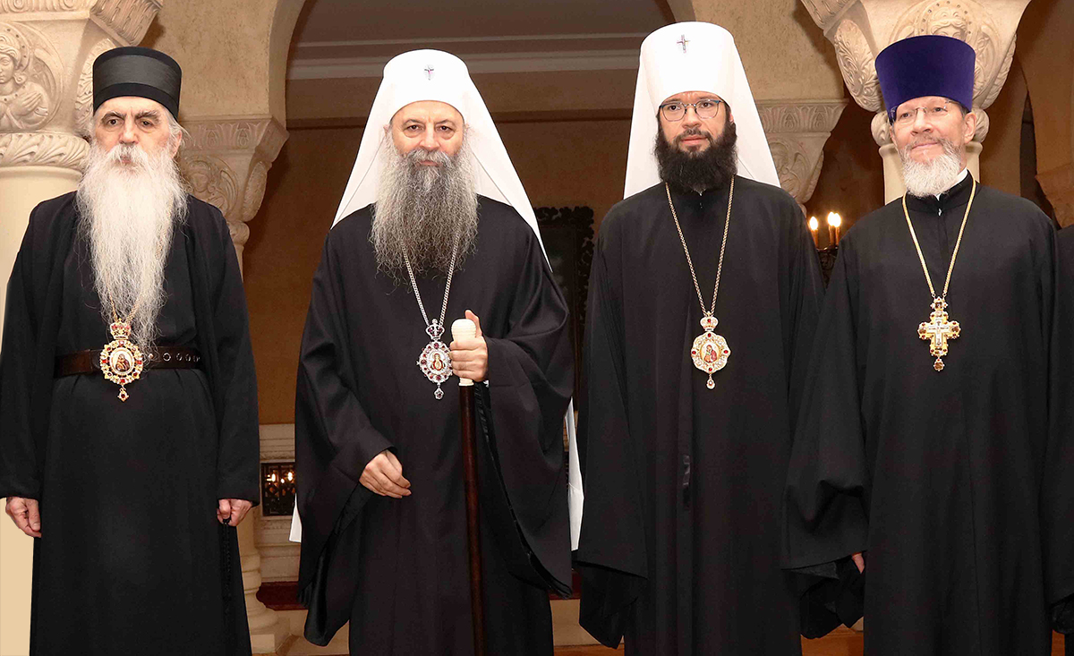 Патриарх Порфирий беседовал с митрополитом Волоколамским Антонием