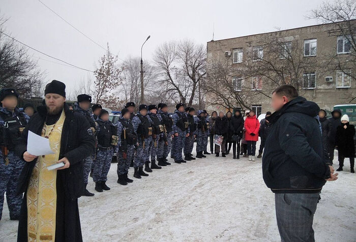 В Мариуполе для военнослужащих Росгвардии был совершен молебен на всякое доброе дело