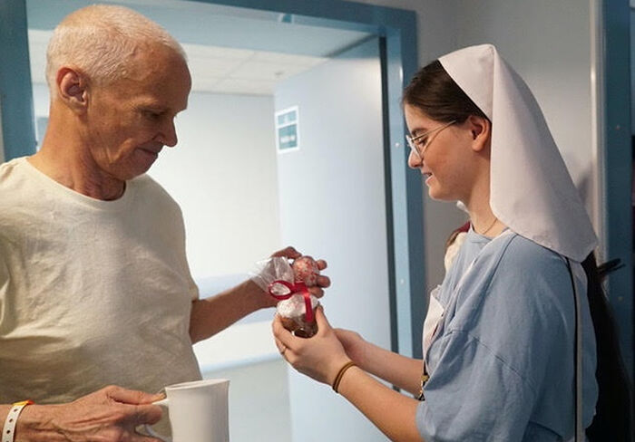 Завершен благотворительный спецпроект «Дари радость на Пасху», организованный службой помощи «Милосердие»