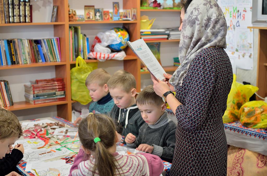 Отдавать ли ребёнка в воскресную школу