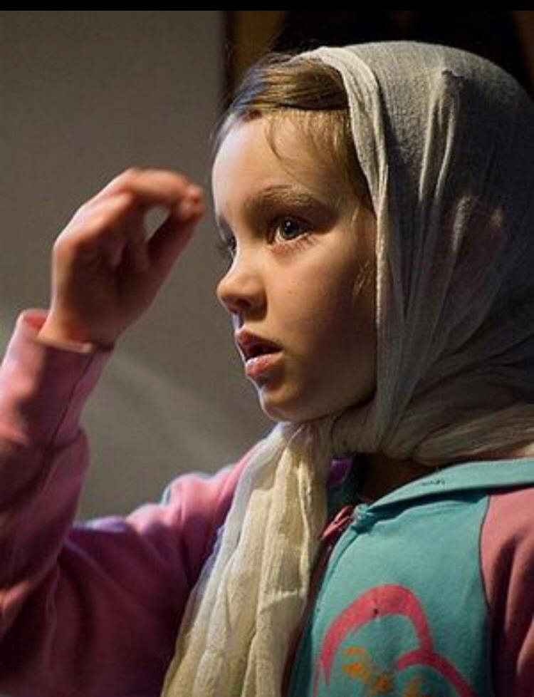 Как православные осеняют себя крестом