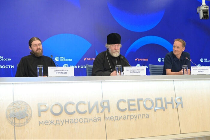 За два года 1500 церковных добровольцев-ремонтников съездили на Донбасс в рамках церковного проекта по восстановлению домов мирных жителей в зоне конфликта