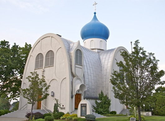 «Храм-космолёт»: русская греко-католическая церковь святителя Николая в Куинсе, Нью-Йорк, США