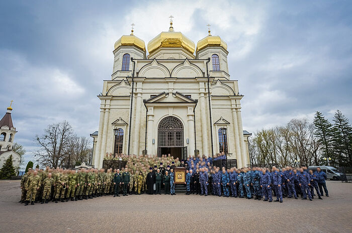 В Кафедральном соборе Ставрополя прошел главный этап акции Великопостное молитвенное стояние за воинов Росгвардии