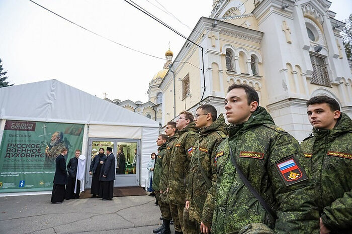 В Ставрополе открылась выставка «Русское военное духовенство: история и современность»