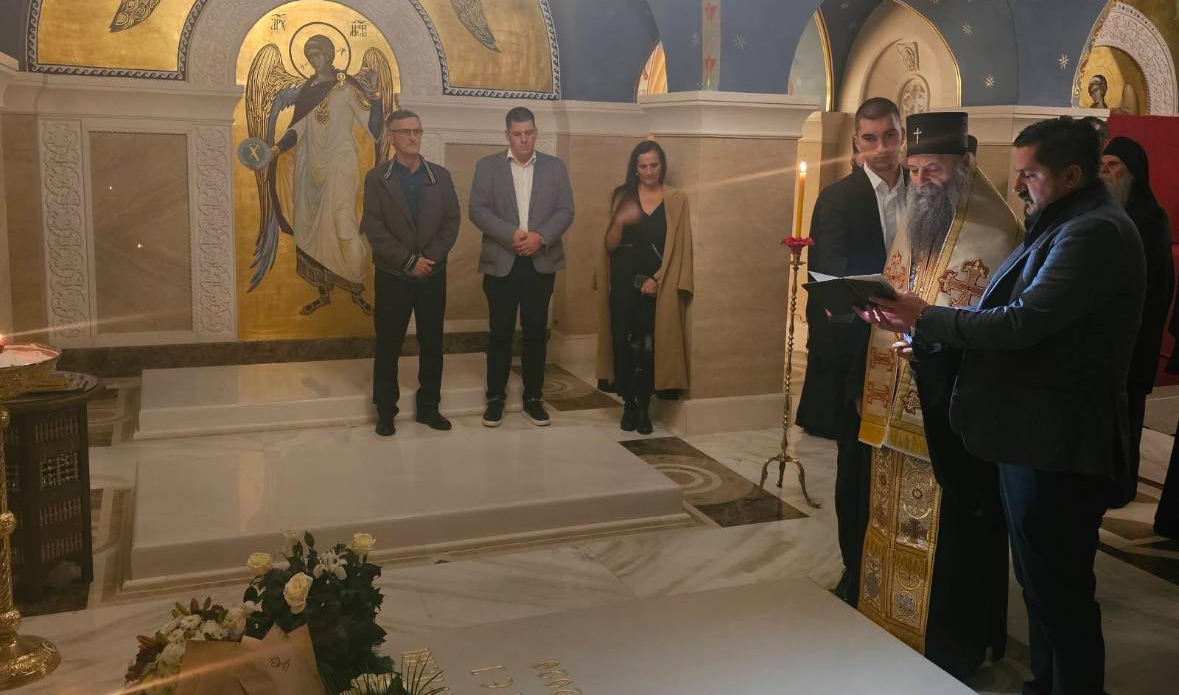 Святой Порфирий: мы верим, что патриарх Ириней перед престолом Господним молится о нашем согласии, мире и единстве