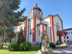 Catedral de la Santa Dormición (Kragujevac, Serbia)