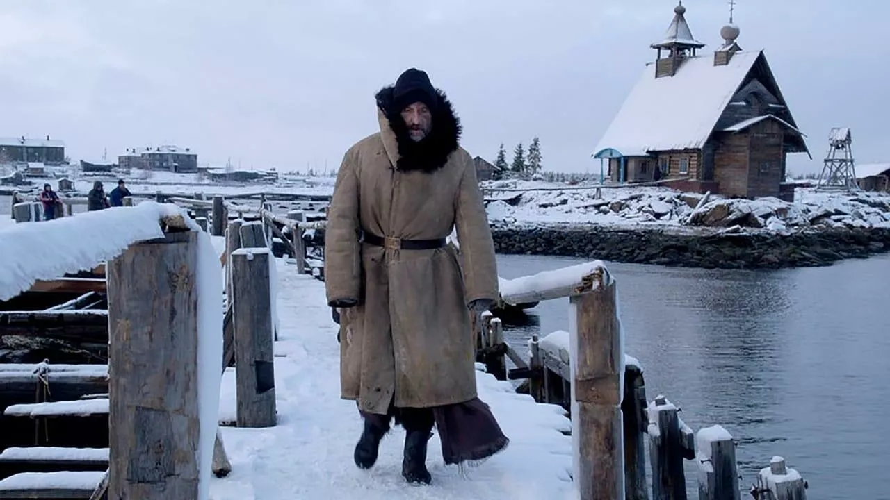 Церковь из фильма "Остров" сгорела в Карелии