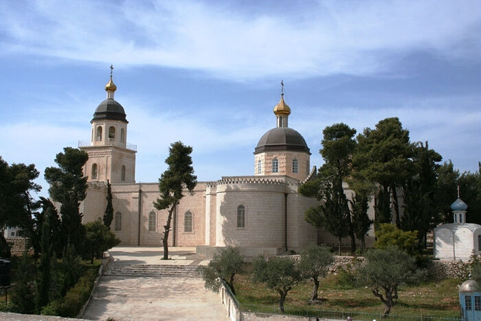 Злоумышленники подожгли сад на территории подворья Русской Церкви в Хевроне