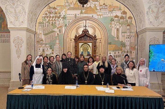 На Рождественских чтениях прошла работа секции «Актуальные направления помощи детям-сиротам: подготовка и поддержка приемных семей»