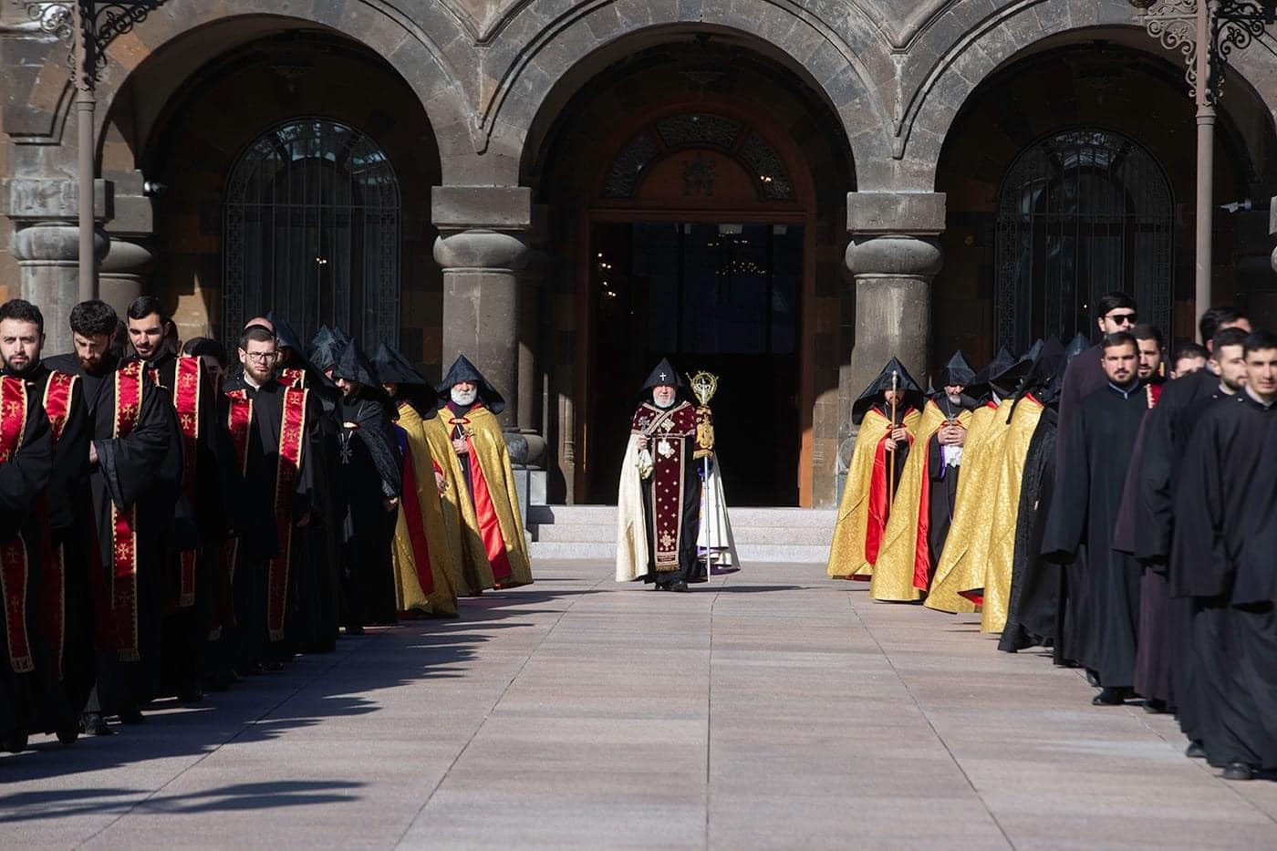 Праздник Цахзадор в Святом Первопрестольном Эчмиадзине