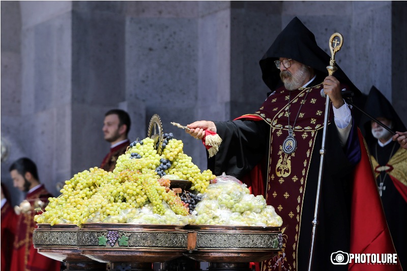 Армянская Апостольская Церковь отметила Хахохорнек — праздник Успения Пресвятой Богородицы