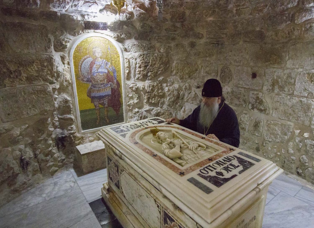 16 ноября – память обновления храма великомученика Георгия Победоносца в Лидде