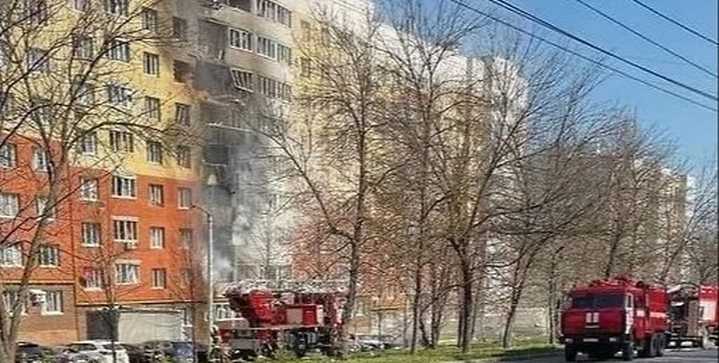 Священнослужители Чебоксарской епархии посетили пострадавших в результате атаки беспилотников