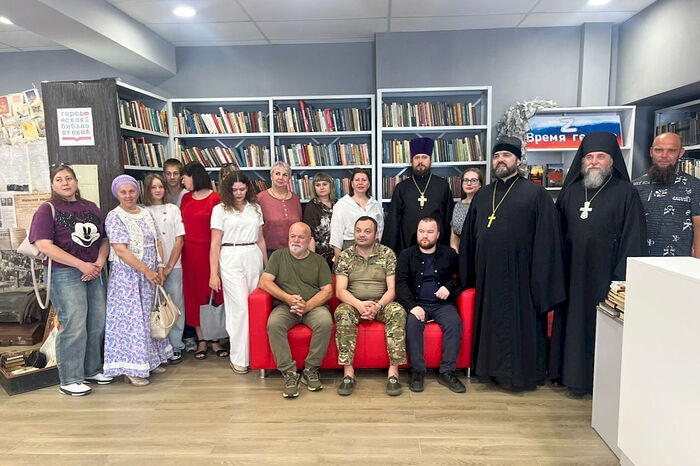 Делегация Издательского Совета провела культурно-просветительские встречи в Ровеньковской и Горловской епархиях