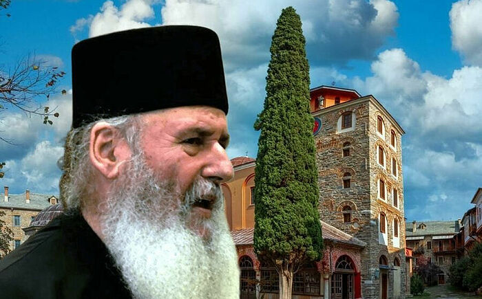 Афон: отошел ко Господу старец Василий (Гондикакис), бывший настоятель Иверского монастыря