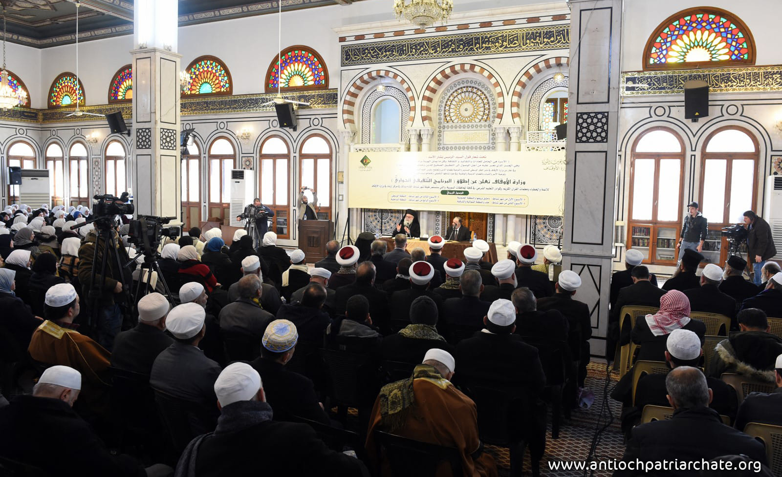 Патриарх Йован: Важность религии в укреплении семьи и общества