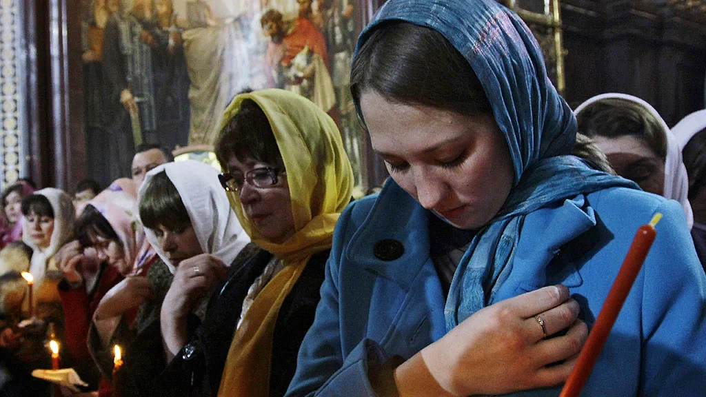 Можно ли бывать в храме во время месячных