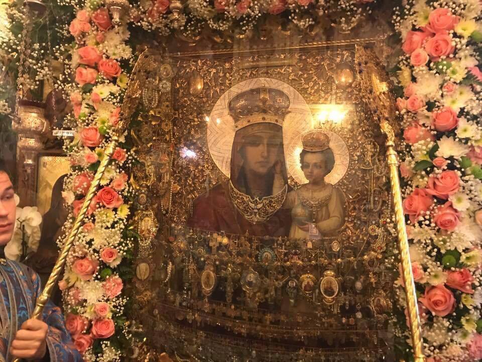 Чудотворную икону Божией Матери «Призри на смирение» привезли из Киева в Москву