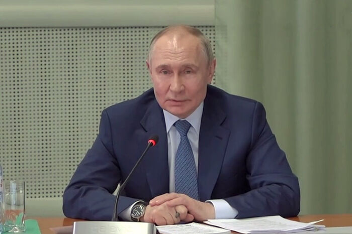 Владимир Путин: Русская Православная Церковь на протяжении всей истории показывала, что она всегда со своим народом