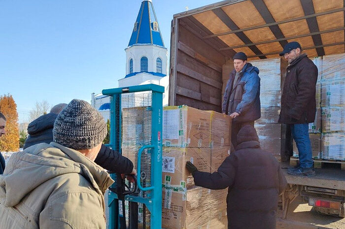 Международный комитет Красного Креста при поддержке Синодального отдела по благотворительности передал более 13 000 чайников нуждающимся