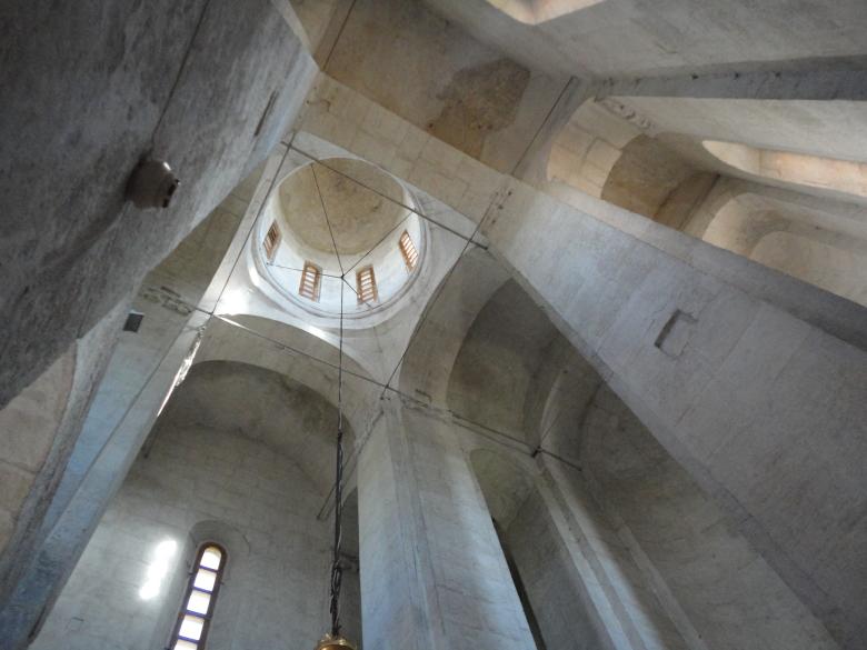 Структура сводов и подпружных арок на примере церкви Покрова на Нерли (тоже одном из тех “первоначальных русских храмов”)..jpg