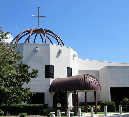 Многочисленные приходы и церковные учреждения Флориды пострадали от урагана Милтон