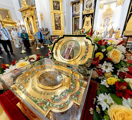 В Казань принесены мощи святителя Тихона, Патриарха Московского и всея России