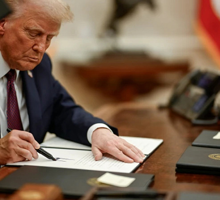 Первые 100 дней Трампа: Католики хвалят важные победы, но иммиграционная напряженность сохраняется