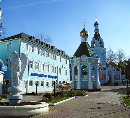 Kannst du es nicht abreißen? Im Ural wollen sie den Tempel entfernen, um die Straßenbahn zu starten
