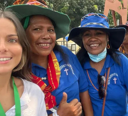 Испанский эмигрант размышляет о даре, который подарил ему визит Папы Римского в преимущественно мусульманскую Индонезию