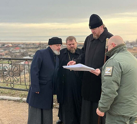 Митрополит Владимир посетил храмы Мариуполя