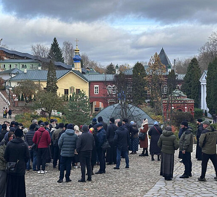 В Псково-Печерском монастыре открылось практическое совещание епархиальных древлехранителей