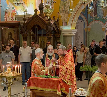 Закончены фресковые росписи русской церкви в Белграде