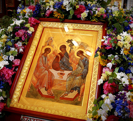 Троица, она же Пятидесятница: день Сошествия Святого Духа на апостолов