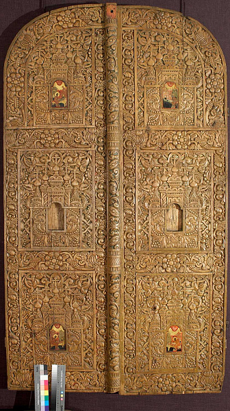 Царские врата. Четыре евангелиста (резьба по дереву)