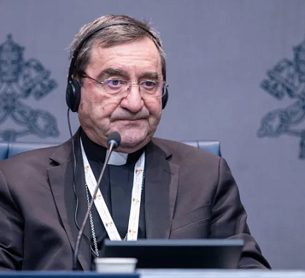 Ливанский епископ обратился с убедительной просьбой о мире на брифинге Синода