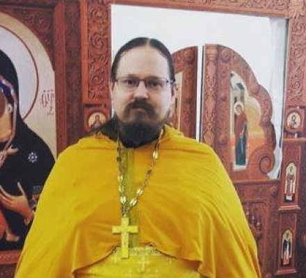 Ein blindes Kind begann nach der Taufe zu sehen