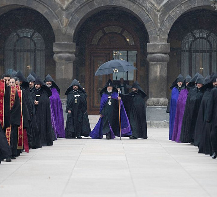 В Первопрестольном Святом Эчмиадзине отметили праздник Успения Пресвятой Богородицы