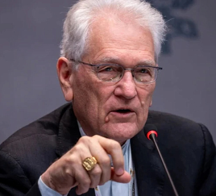 Кардинал с Амазонки: "Многие из наших женщин - настоящие диакониссы".