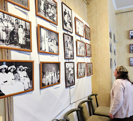 В Ялте открылась выставка исторических фотографий Царской семьи