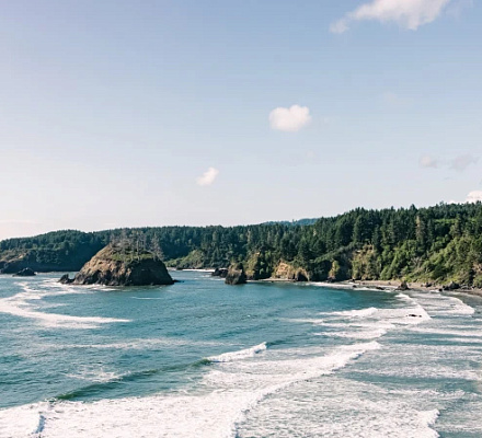 Приход Северной Калифорнии эвакуируется после землетрясения и предупреждения о цунами