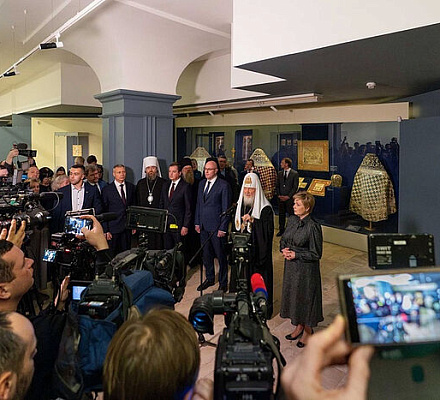 Святейший Патриарх Кирилл возглавил церемонию открытия выставки «Святая обитель: к 600-летию Соловецкого монастыря»