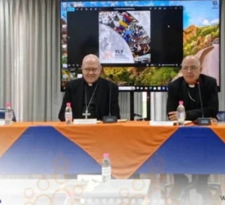 Церковь в Венесуэле требует освободить несовершеннолетних, заключенных в тюрьму во время протестов против выборов